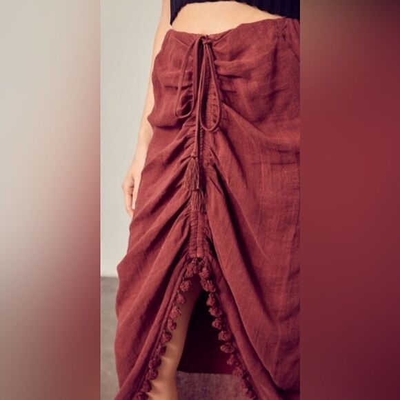 Drawstring Tassel Skirt - Picture 11 of 16